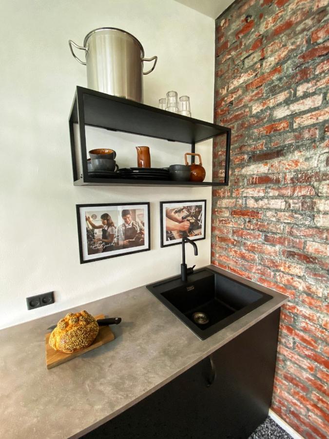 Broncks Apartment 2 - Modern 2-Bedroom In The Heart Of 托尔斯港 外观 照片