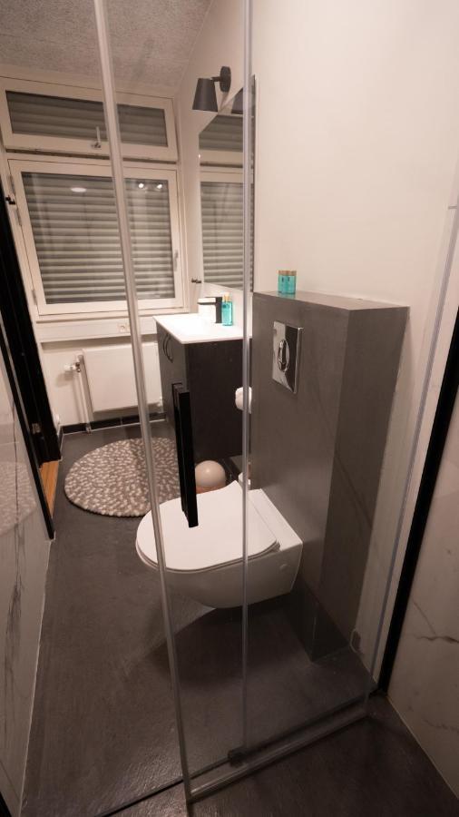 Broncks Apartment 2 - Modern 2-Bedroom In The Heart Of 托尔斯港 外观 照片